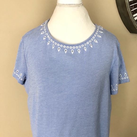 J.Jill Blue Short-Sleeve Top w/ White Pattern, XL - Picture 2 of 8